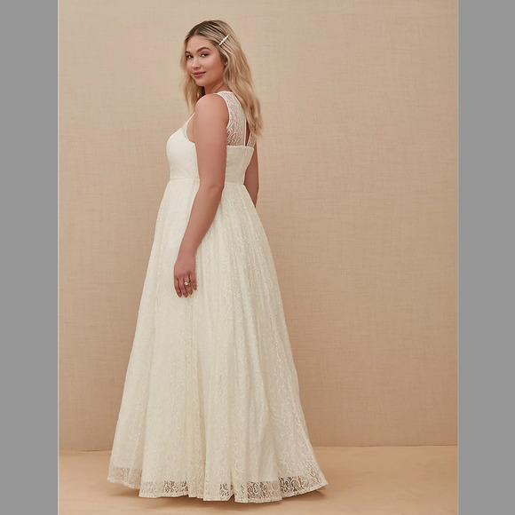 TORRID NEW with Tags IVORY LACE & SEQUIN SLEEVELESS A-LINE WEDDING DRESS… - Picture 2 of 7